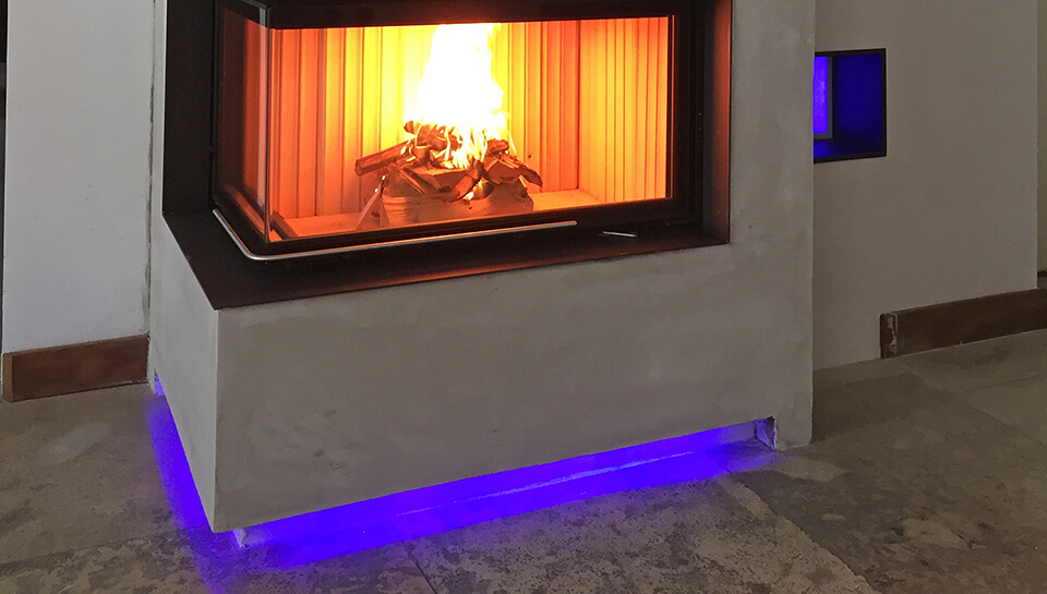 Zweiseitiger Kamin von Mera Haustechnik Düsseldorf